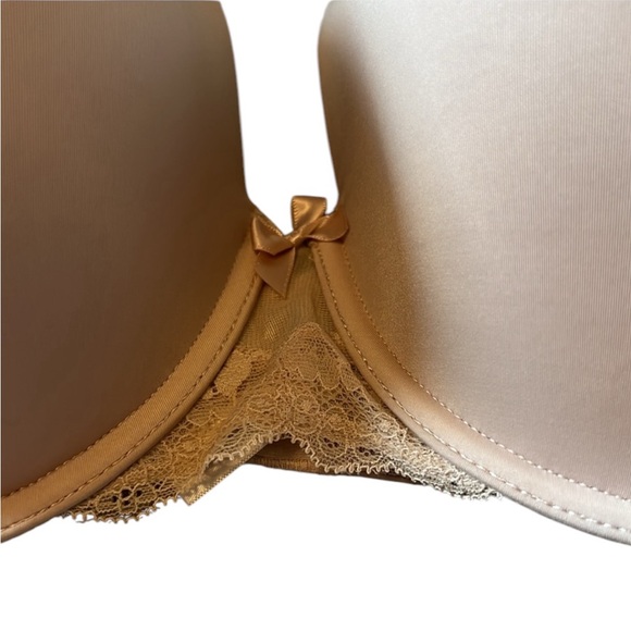 Torrid The Perfect T-Shirt Push-Up Bra 40DD - Picture 2 of 4